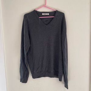 Mens dark gray v neck sweater - size Medium